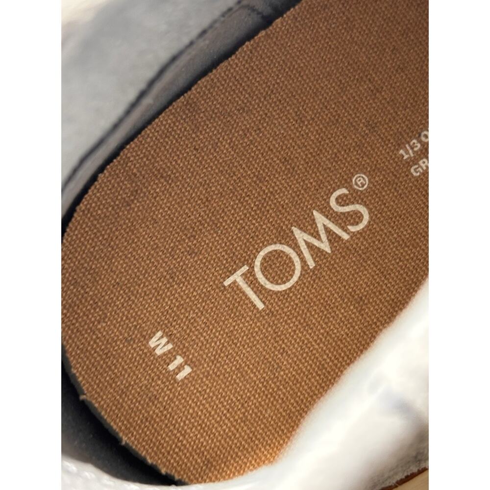 TOMS Gray Suede Slip-On Chelsea Sneakers Ankle Bootie Shoes Women’s Size 11 NWT - Picture 8 of 9